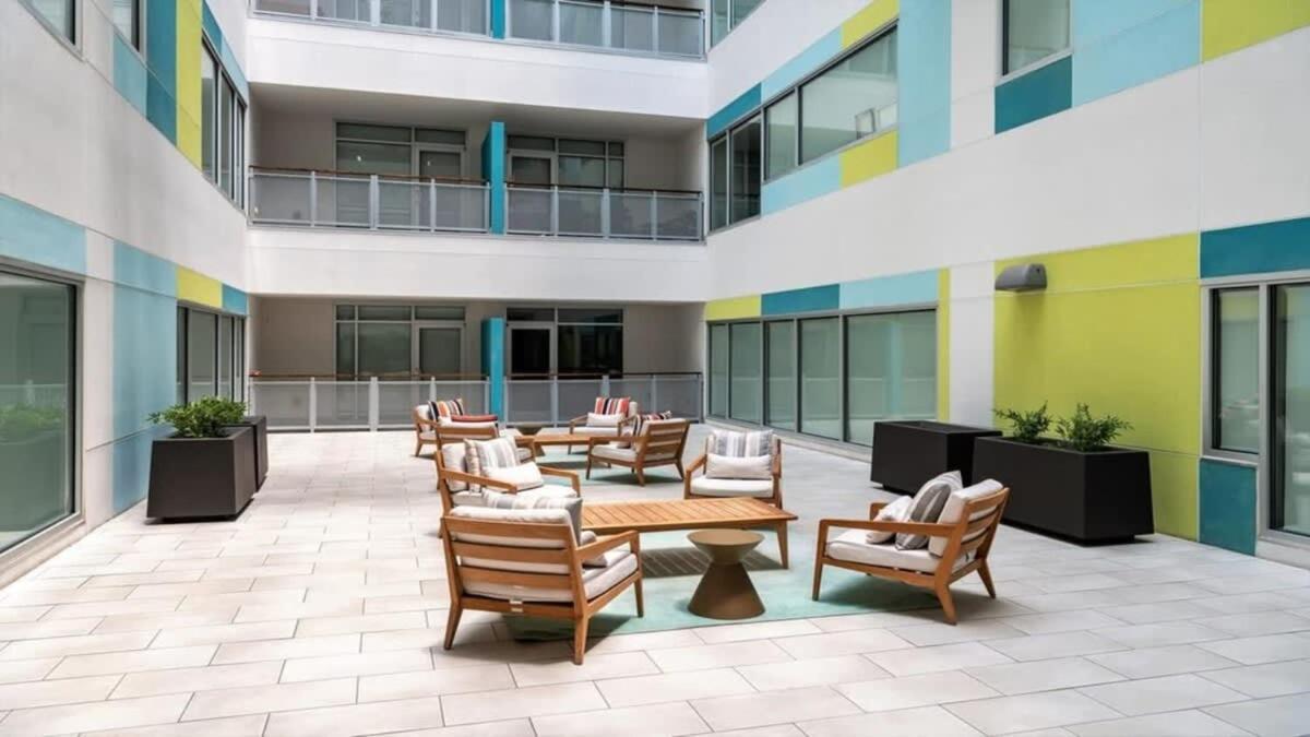 Downtown Cozysuites With Gym #6 Apartamento *